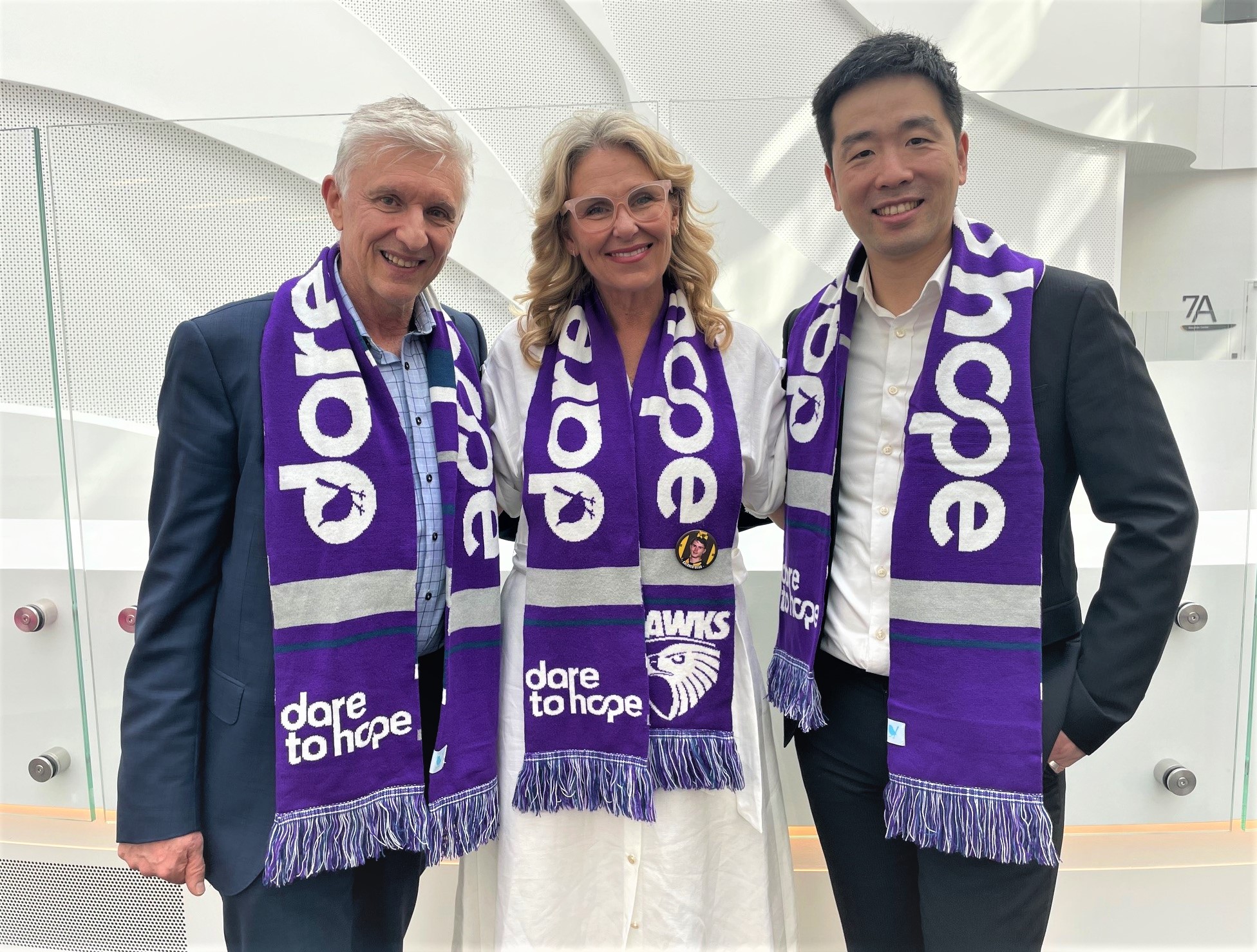 Group indoor scarves