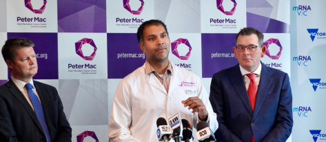 Premier visits Peter Mac to announce cancer mRNA grants